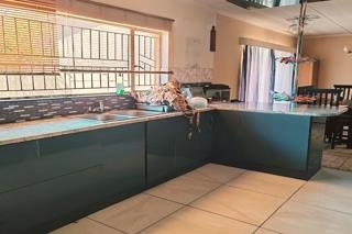 3 Bedroom Property for Sale in Pellissier Free State